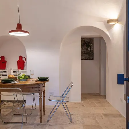 Trullo Le * Мартина-Франка