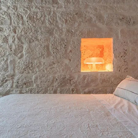 Trullo Le *